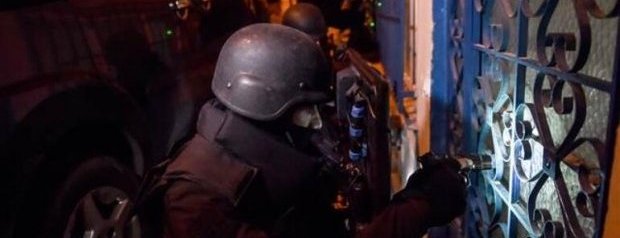 İstanbul`da DEAŞ`ın Sözde `Emir` Yapısına Operasyon: 13 Gözaltı!