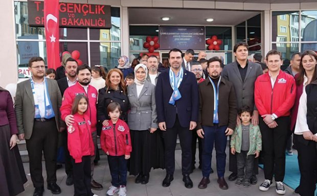 Başkan Topak, Gençlerimizle Geleceğe Yürüyoruz