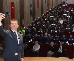 Başkan Çetin, Belediye Personeli ile ...